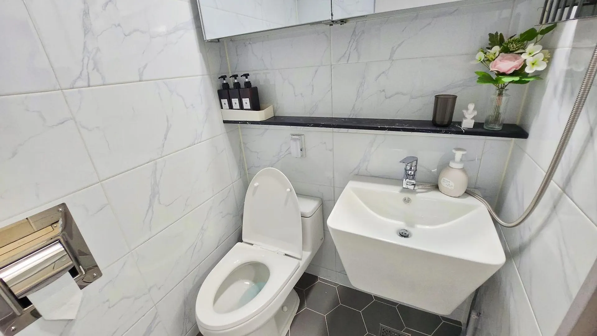 Villa Lucky Hostel Seoul South Korea